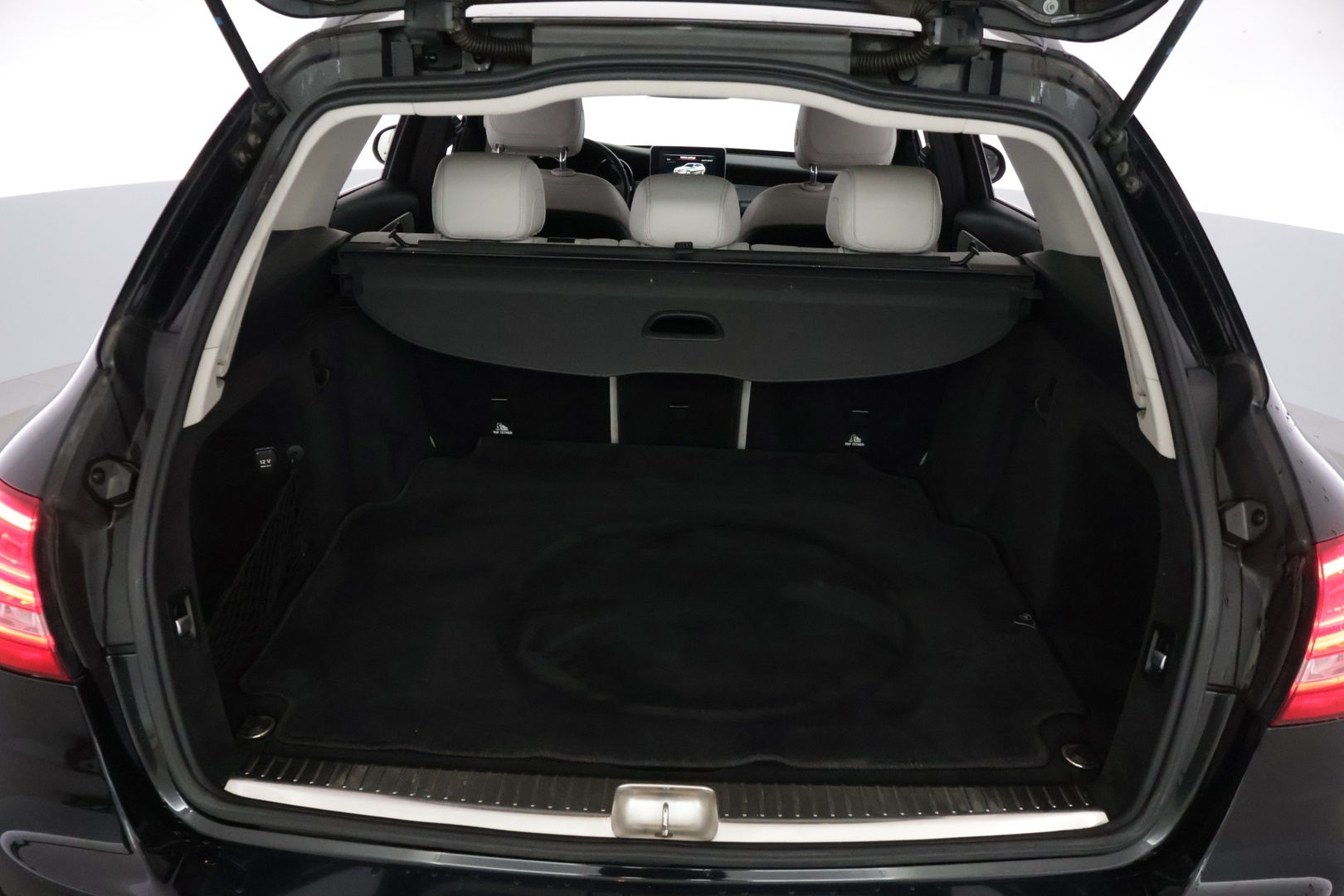 MERCEDES-BENZ C 2015