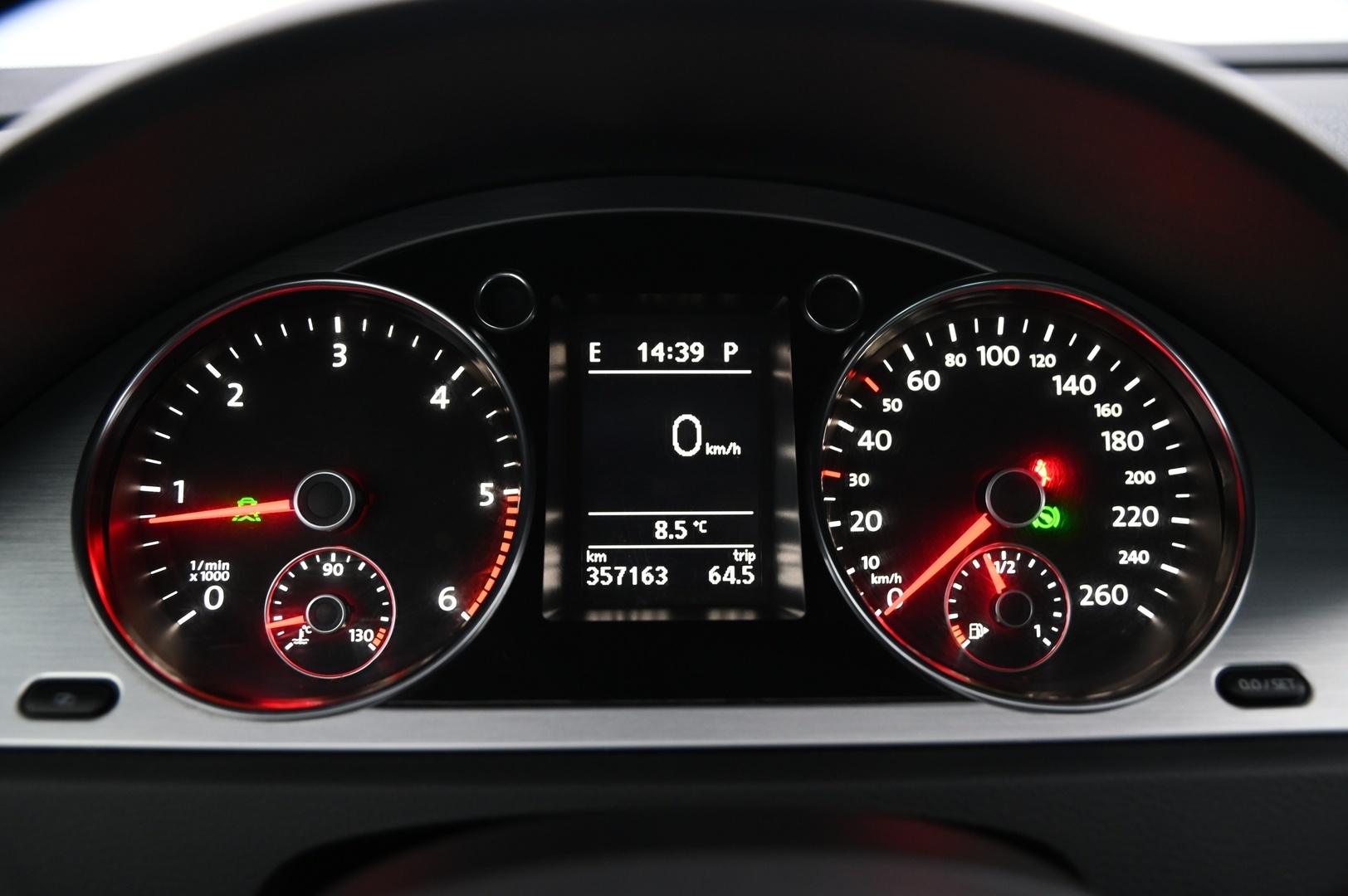 VOLKSWAGEN Passat 2010