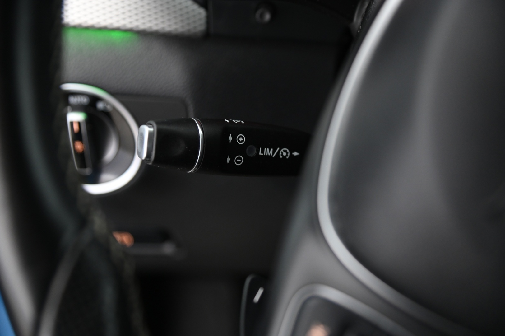 MERCEDES-BENZ B 2015