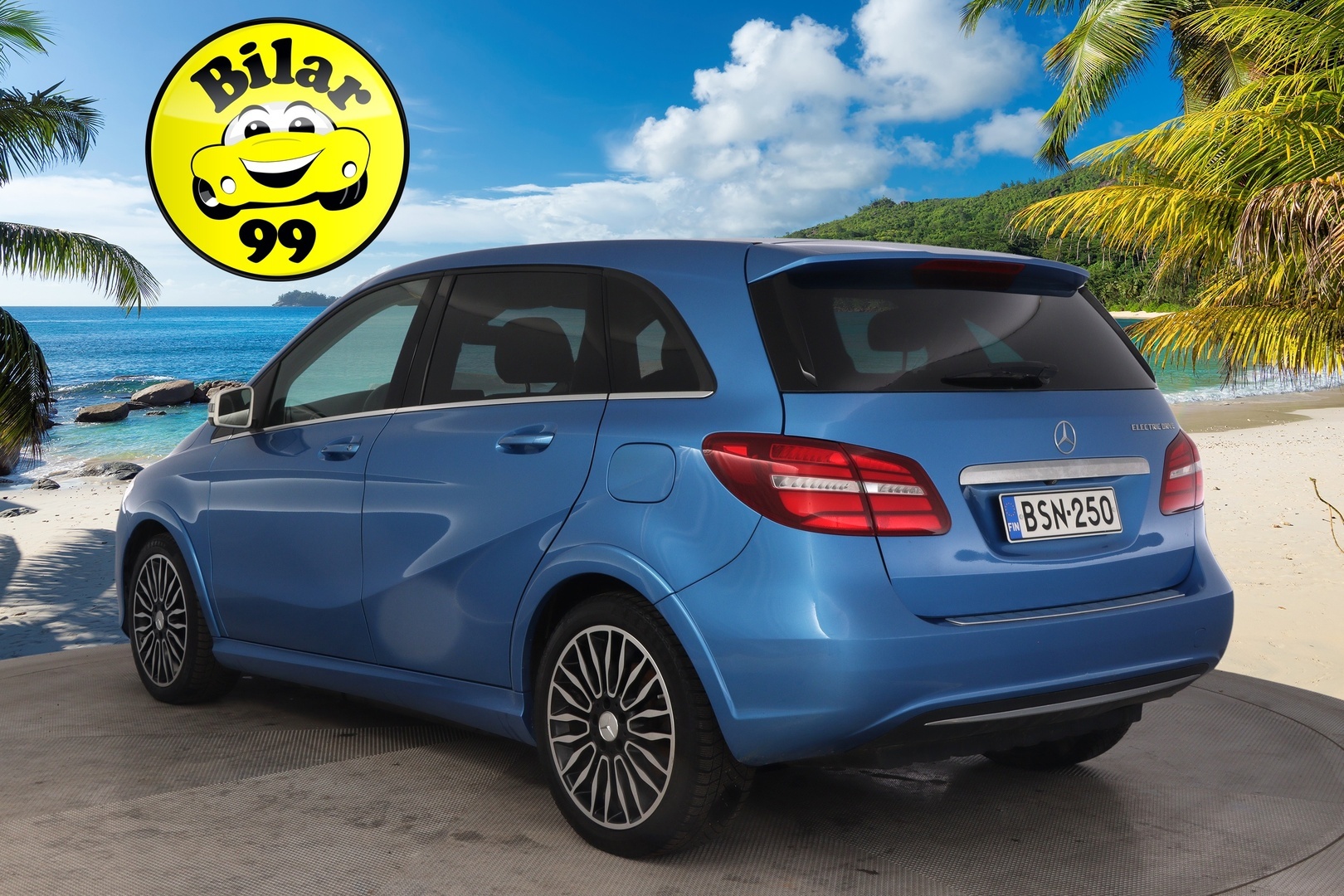 MERCEDES-BENZ B 2015