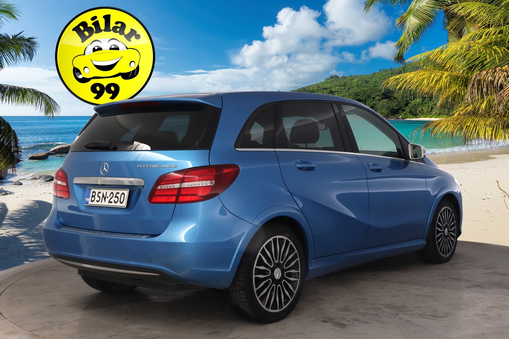 MERCEDES-BENZ B 2015