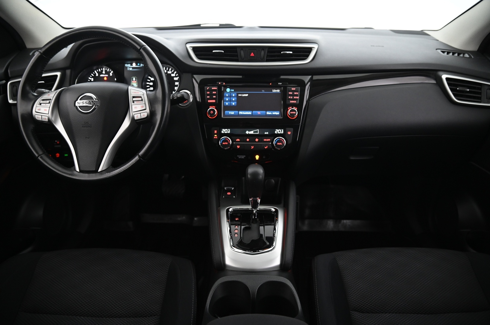 NISSAN Qashqai 2016