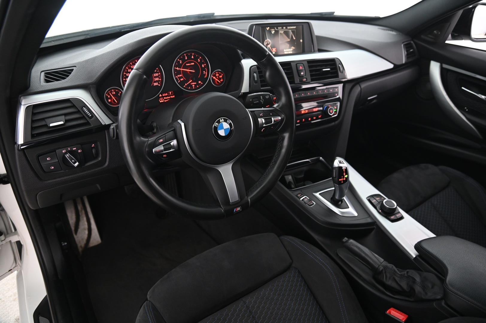 BMW 320 2017