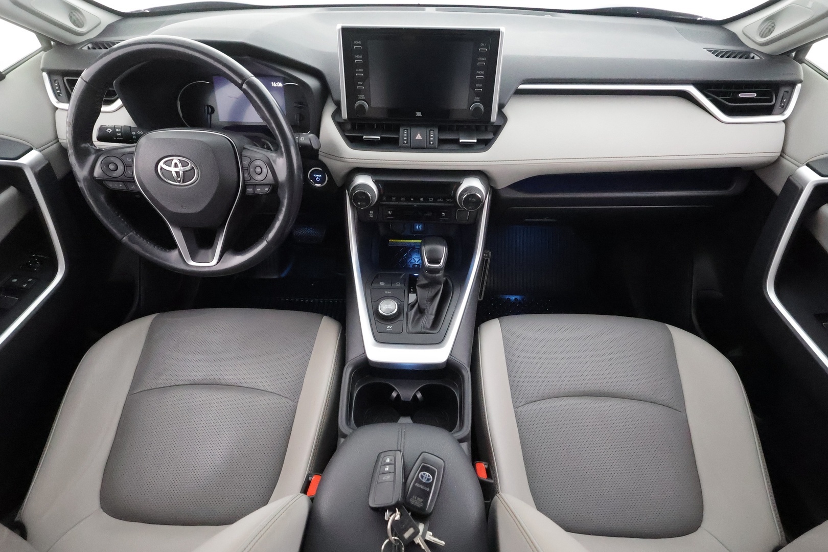 TOYOTA RAV4 2019