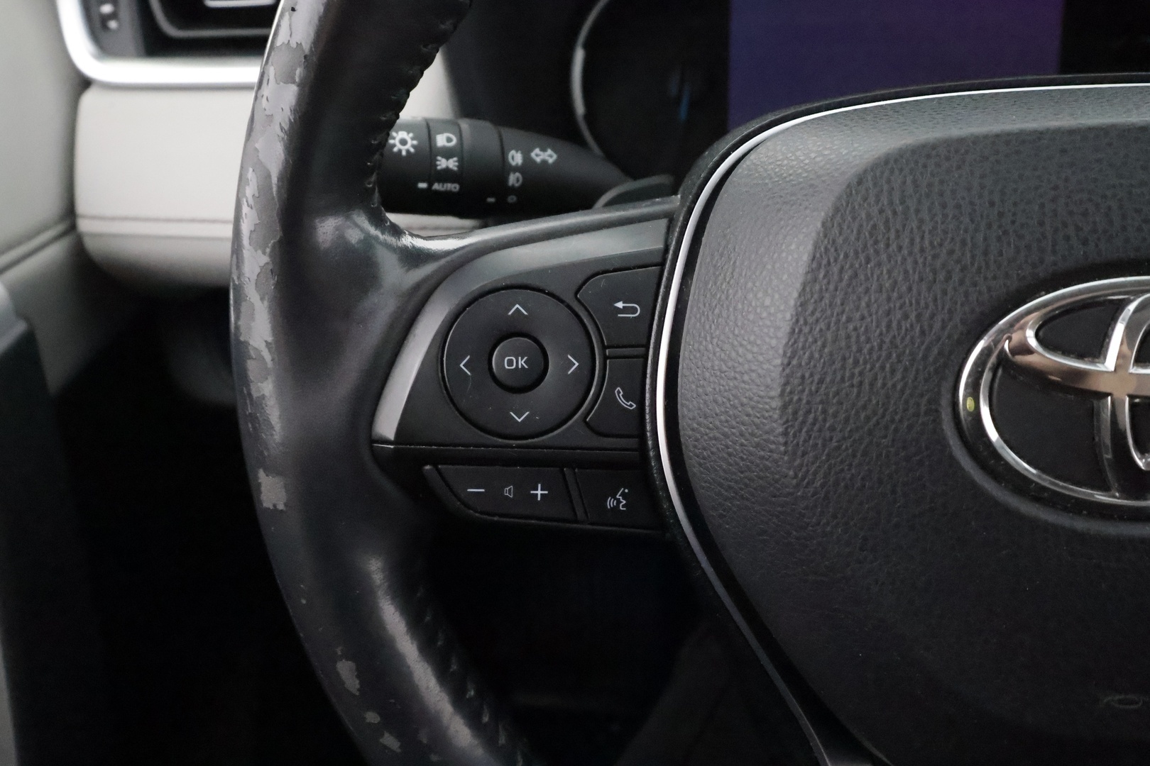TOYOTA RAV4 2019