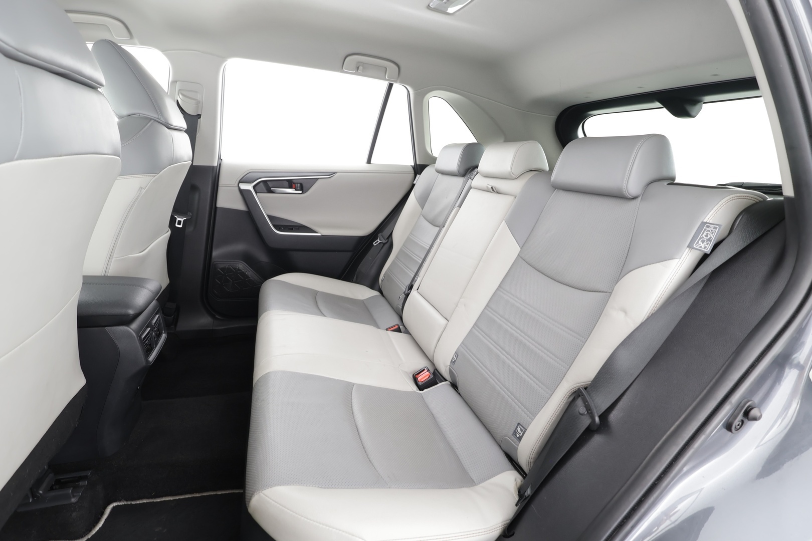 TOYOTA RAV4 2019