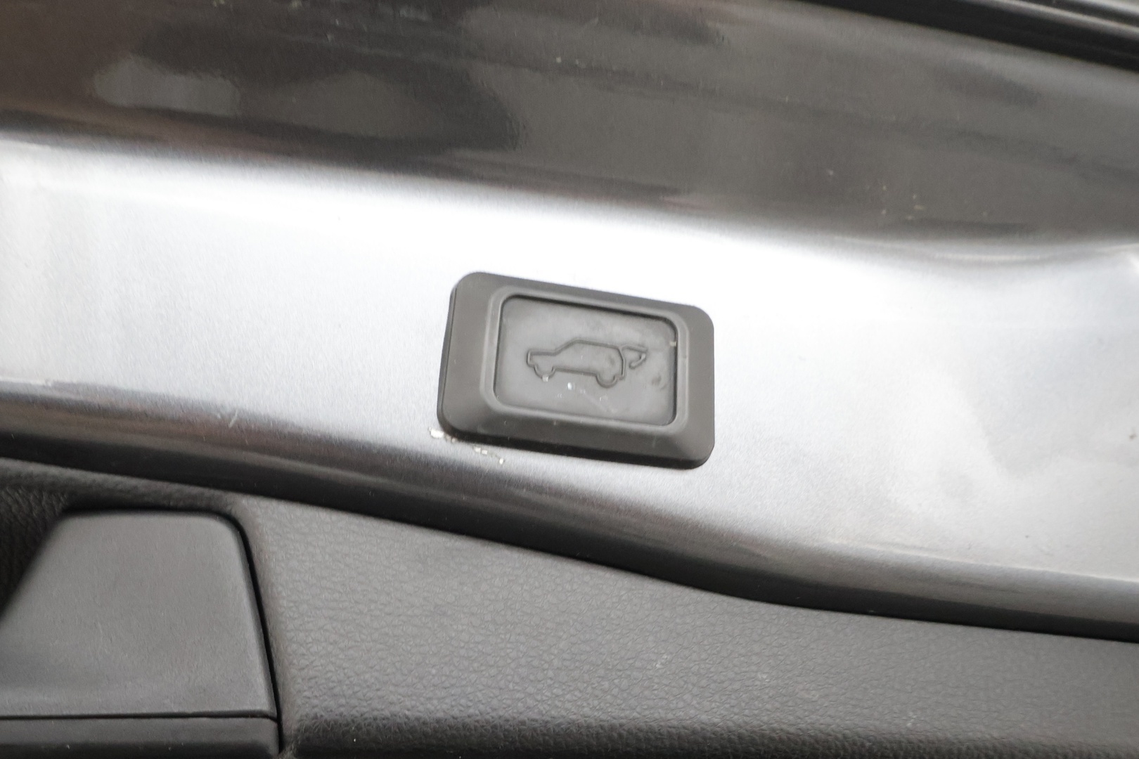 TOYOTA RAV4 2019