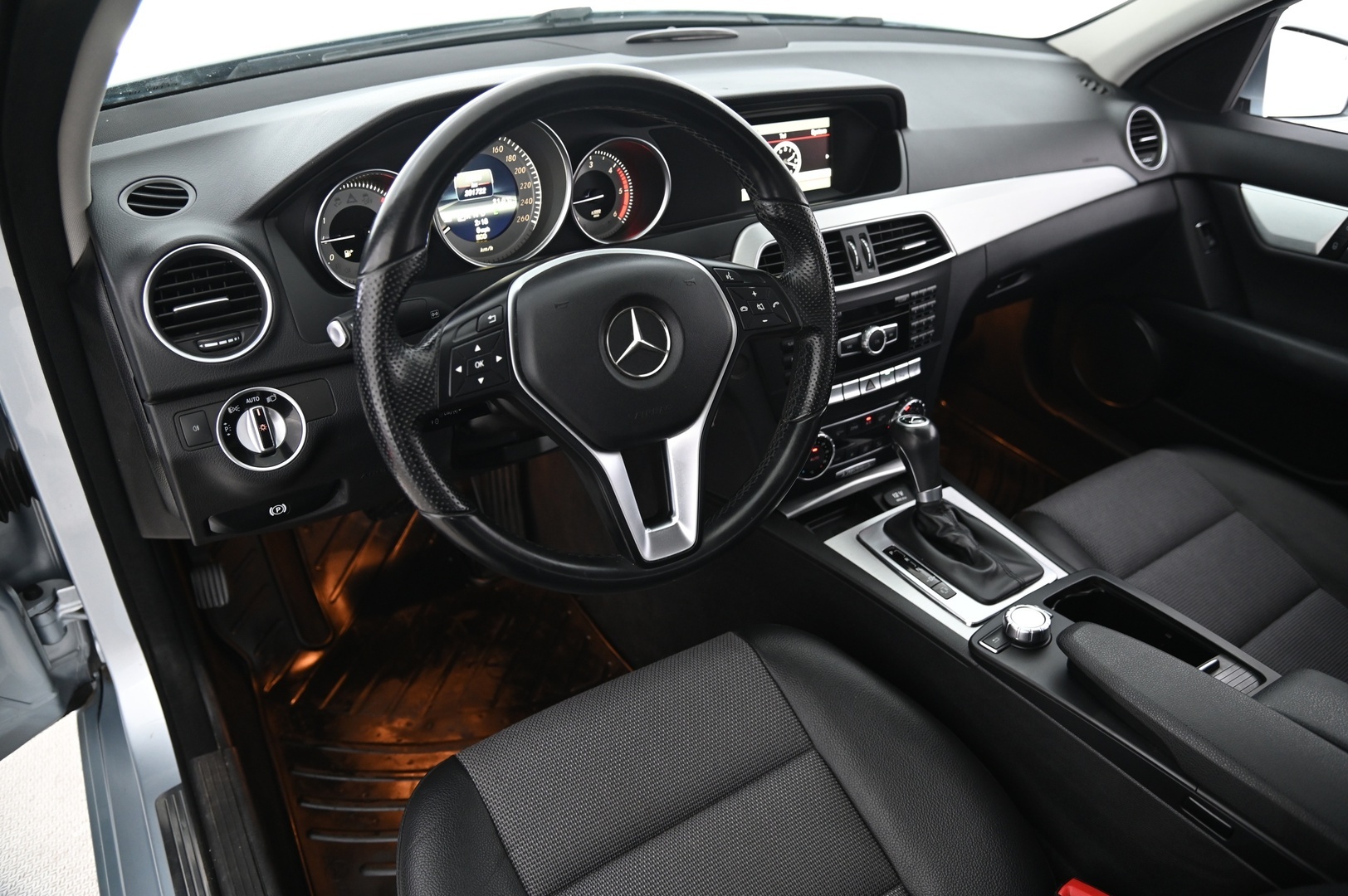 MERCEDES-BENZ C 2013