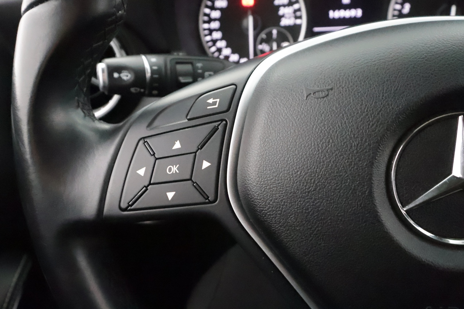 MERCEDES-BENZ A 2013