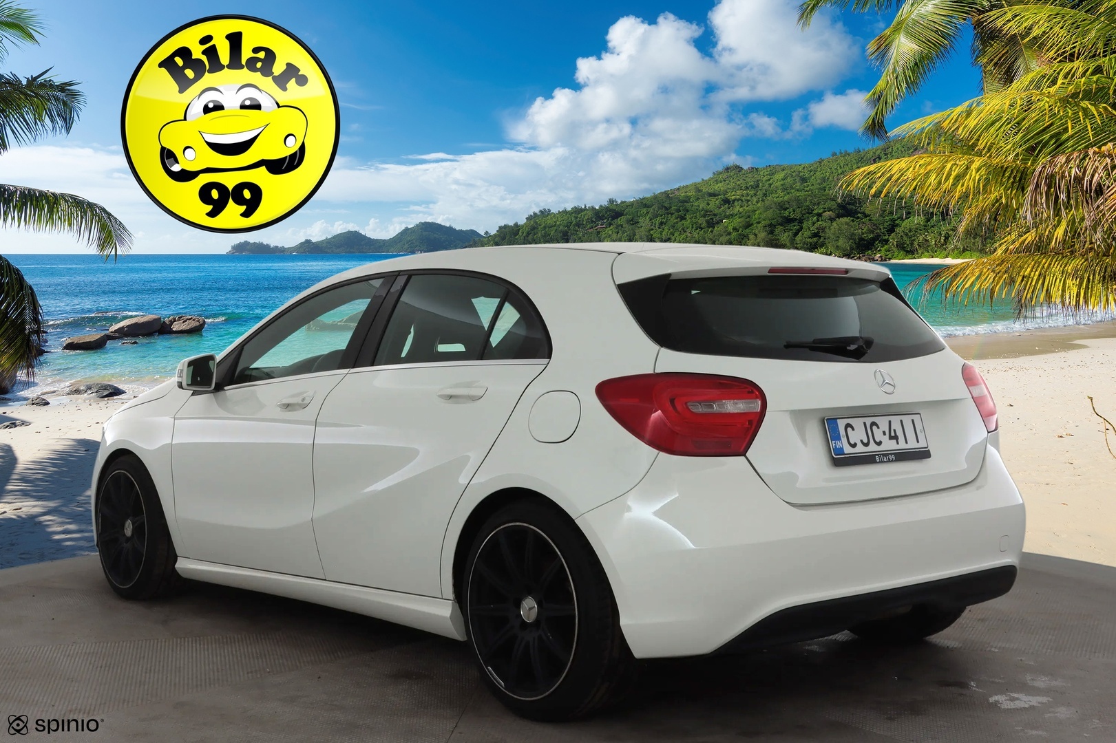 MERCEDES-BENZ A 2013