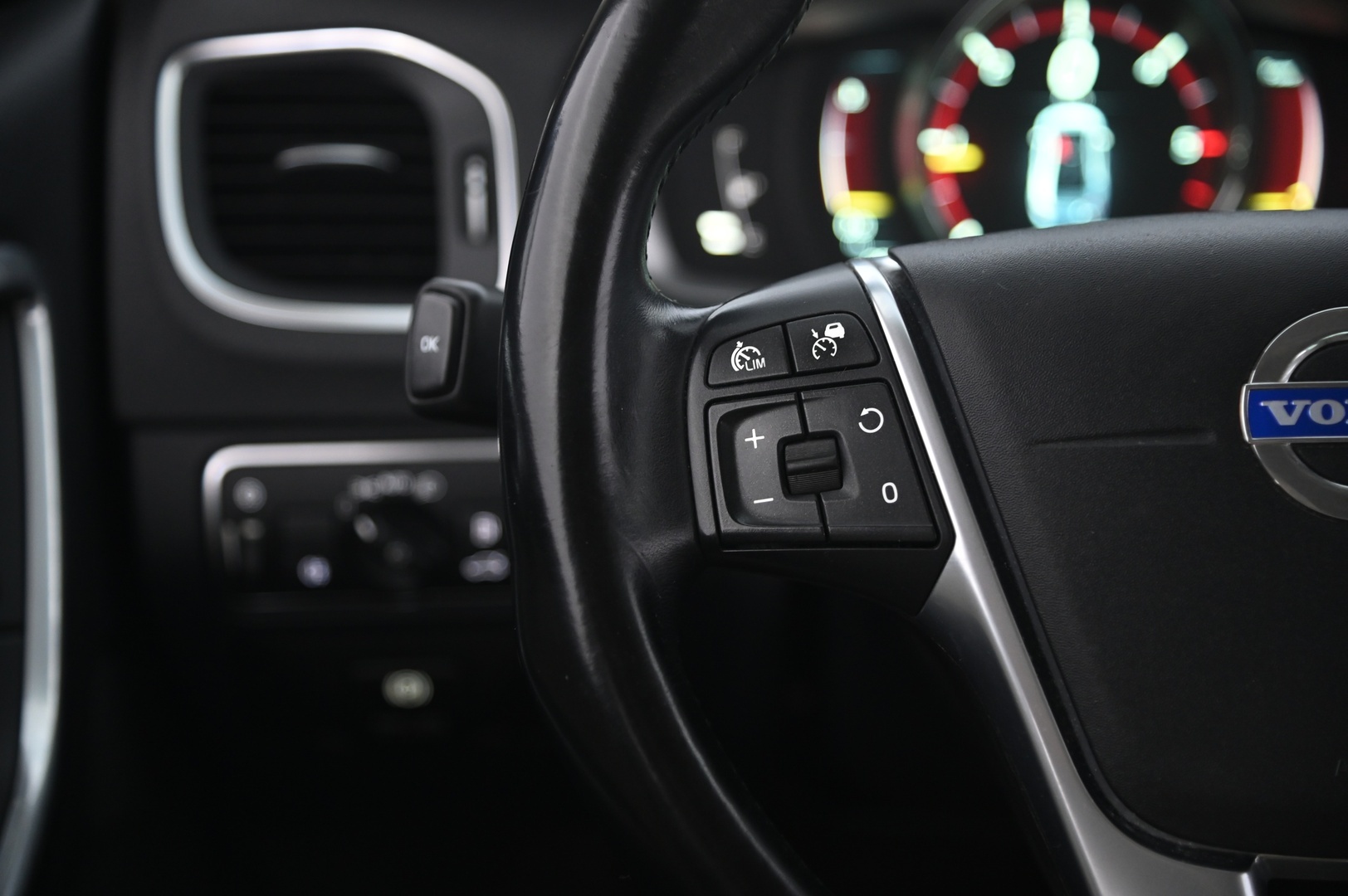 VOLVO S60 2014