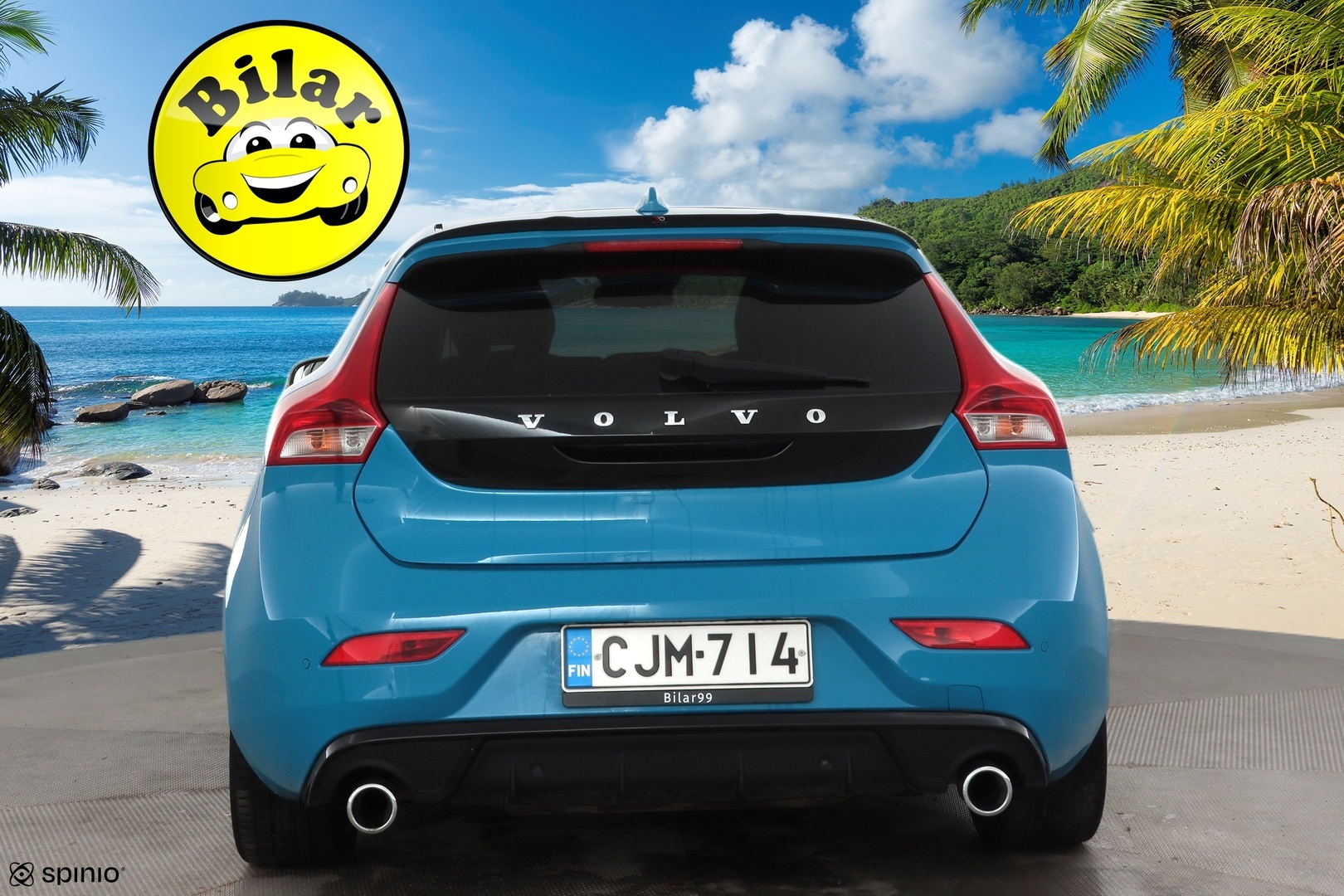 VOLVO V40 2015