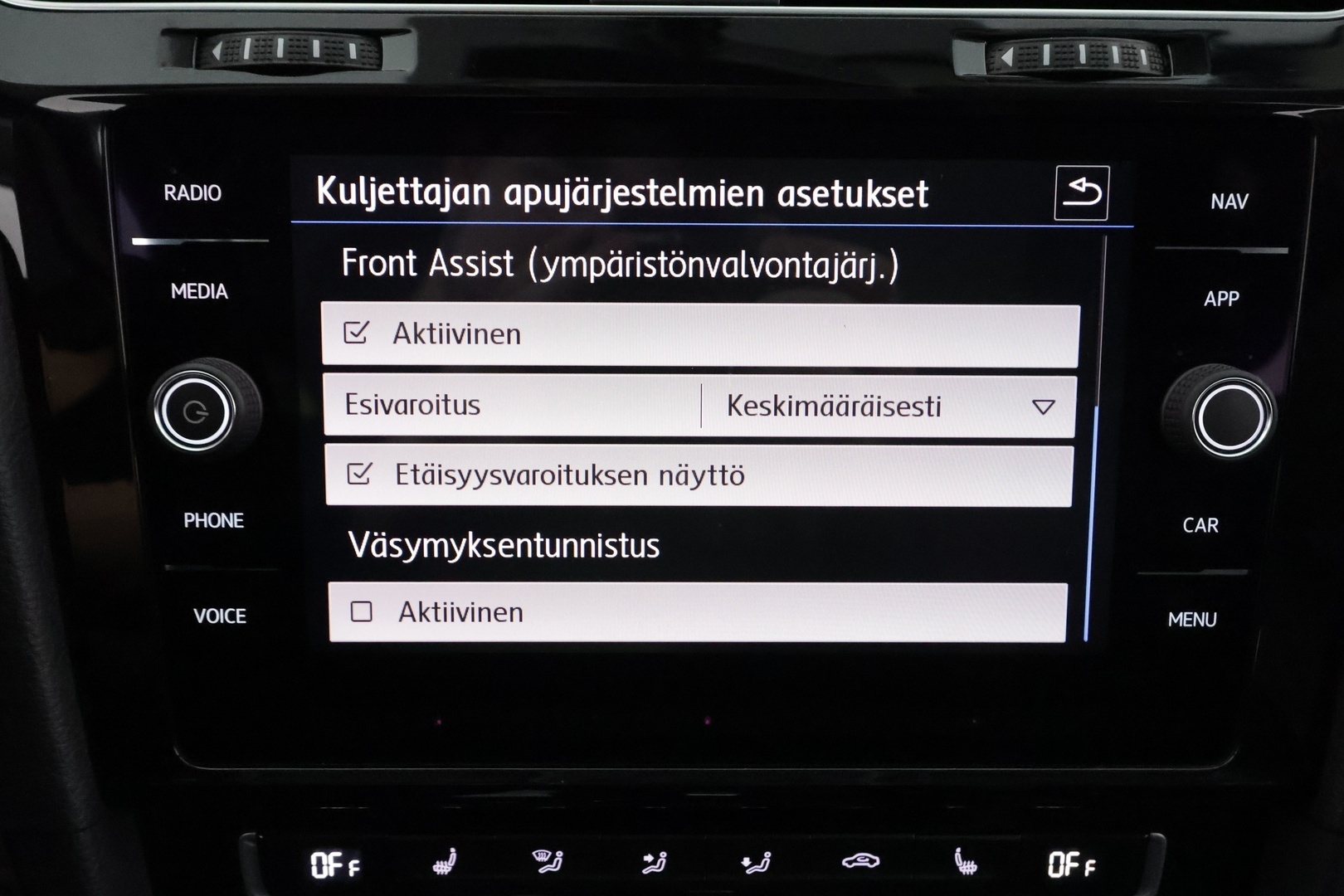 VOLKSWAGEN Golf 2017