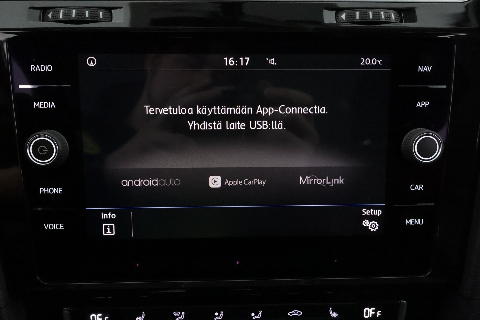 VOLKSWAGEN Golf 2017