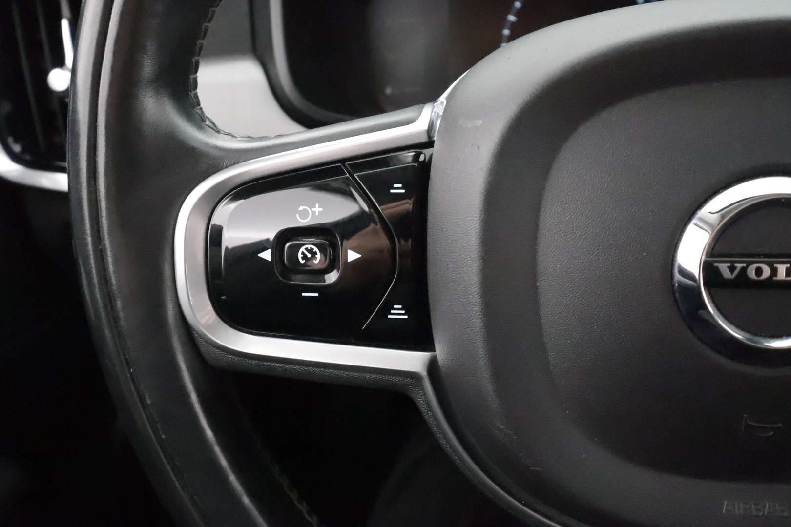 VOLVO V90 2017