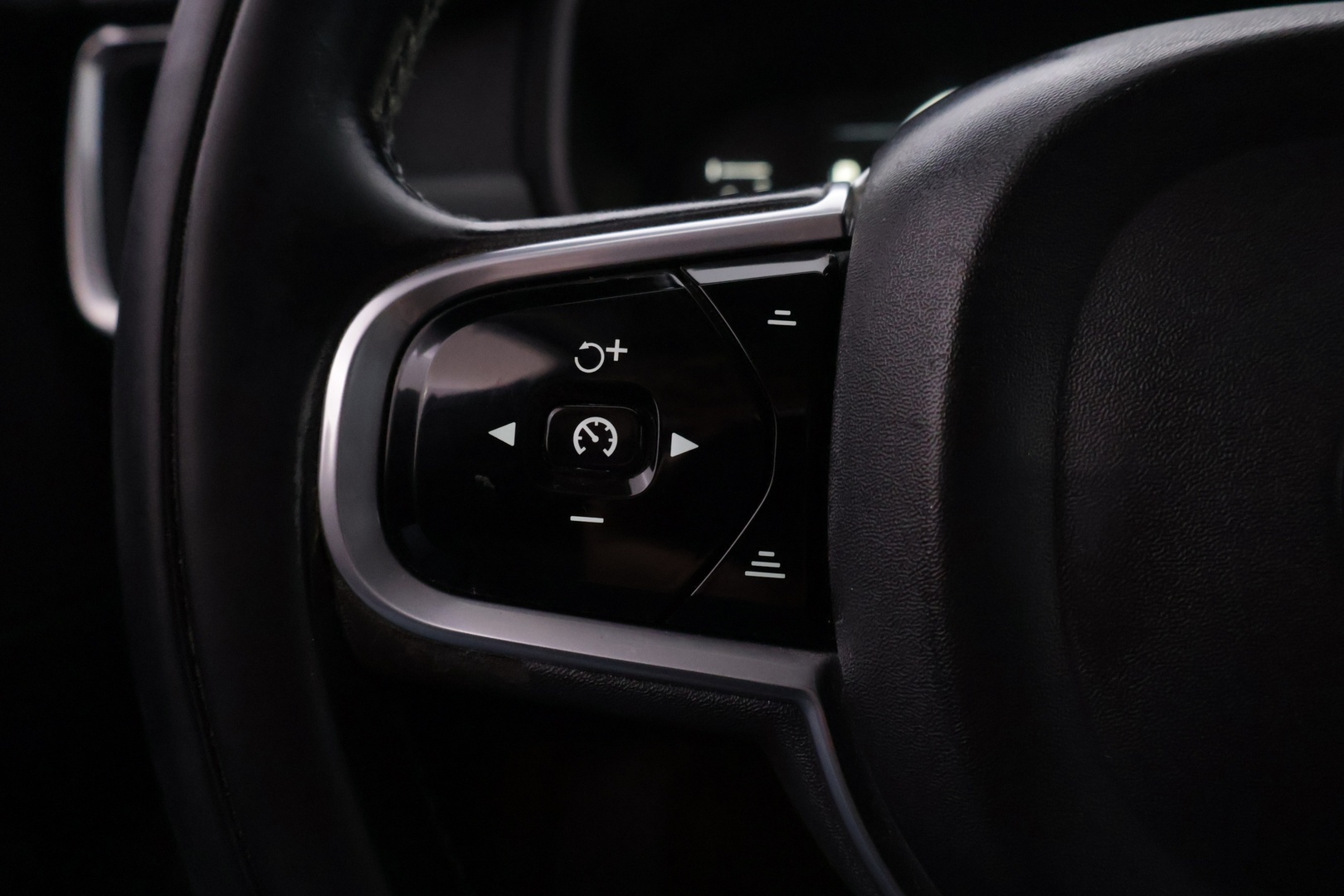 VOLVO V90 2017