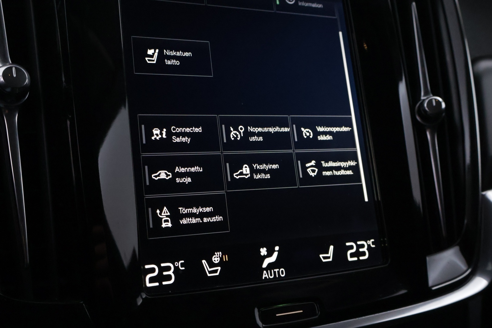 VOLVO V90 2017
