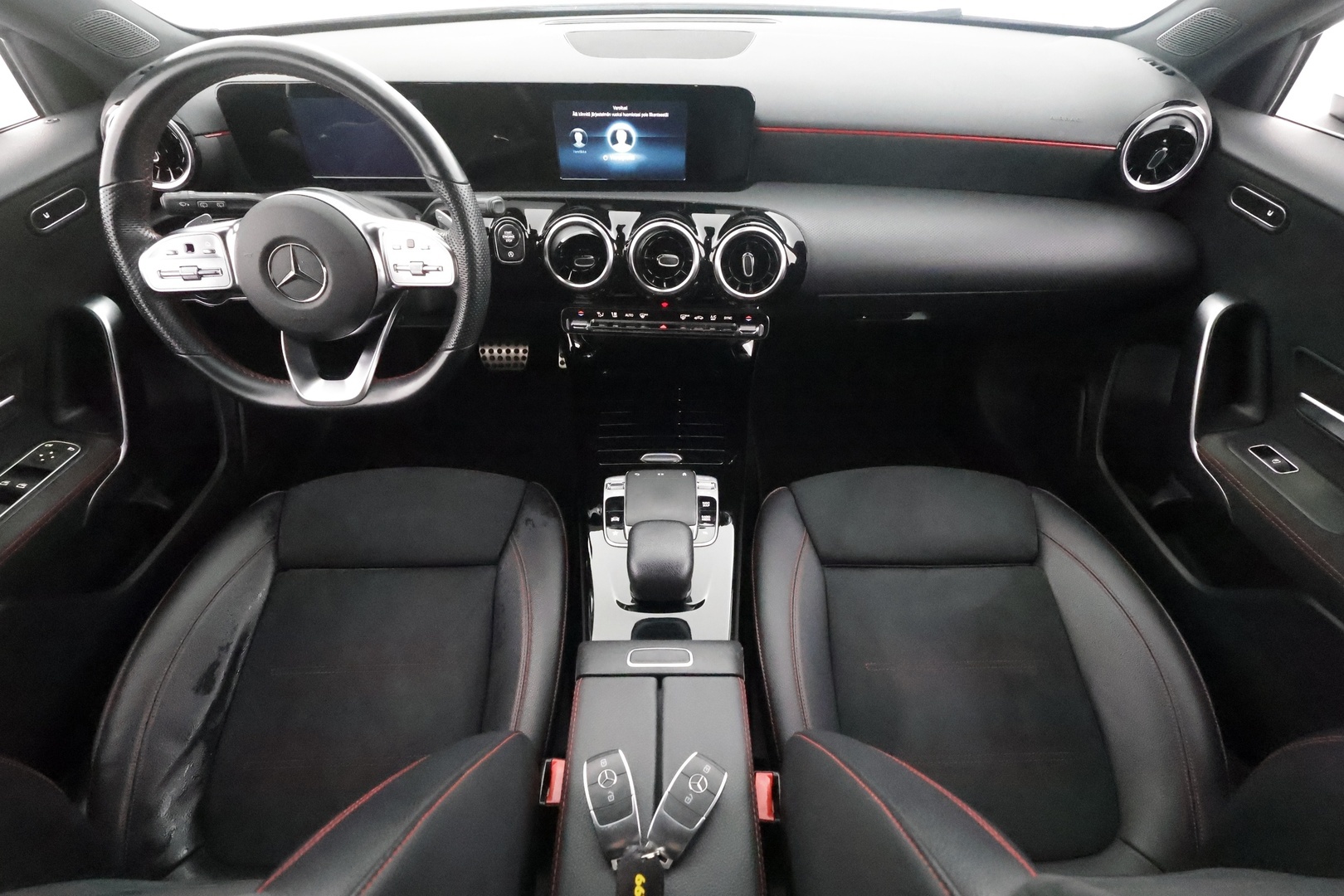 MERCEDES-BENZ A 2019
