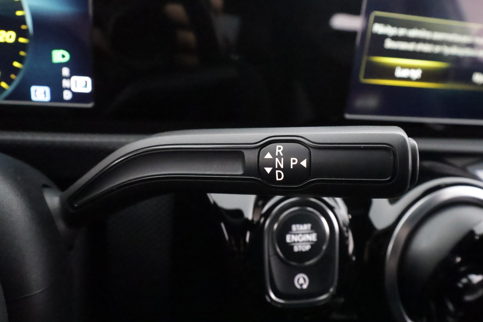 MERCEDES-BENZ A 2019