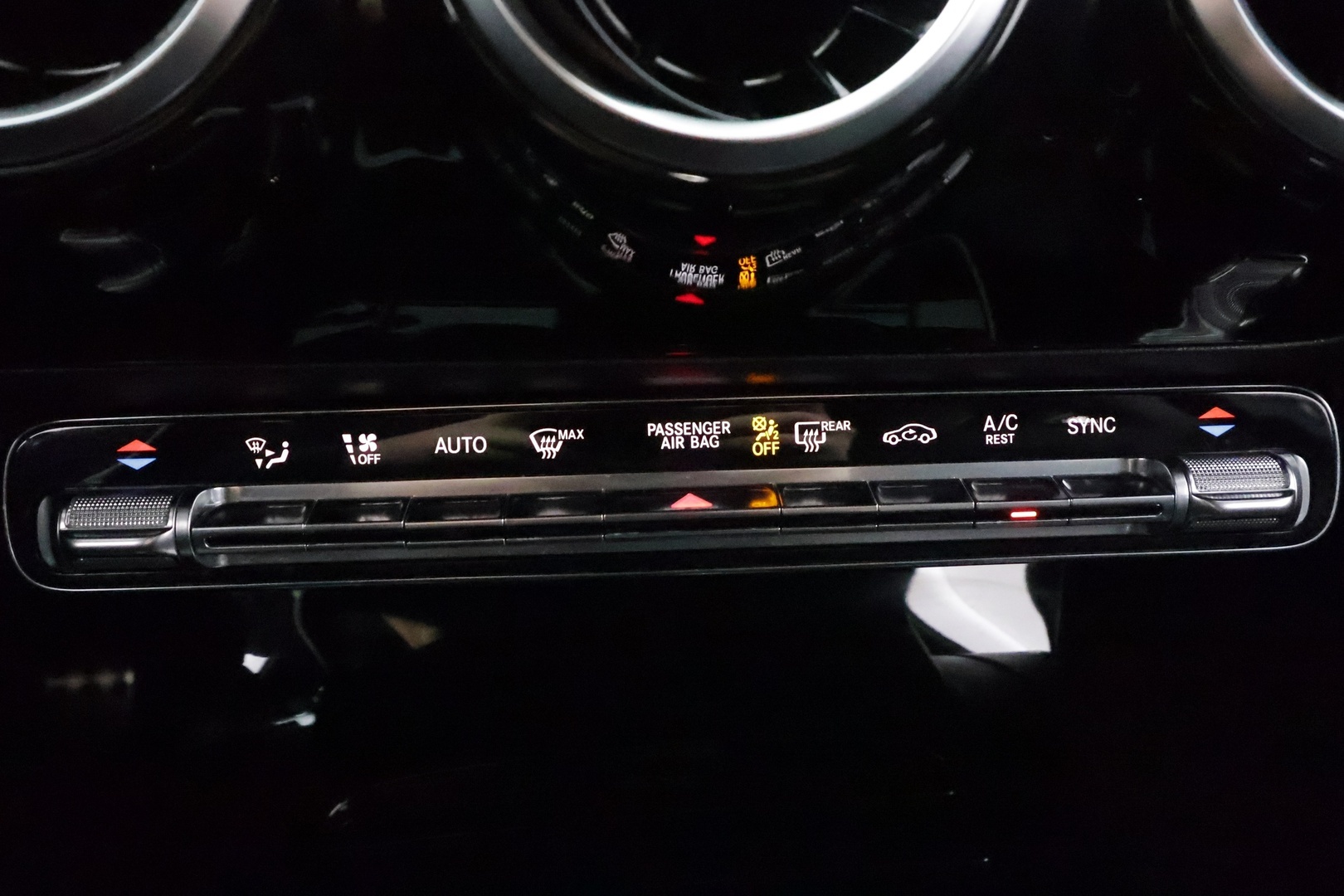 MERCEDES-BENZ A 2019