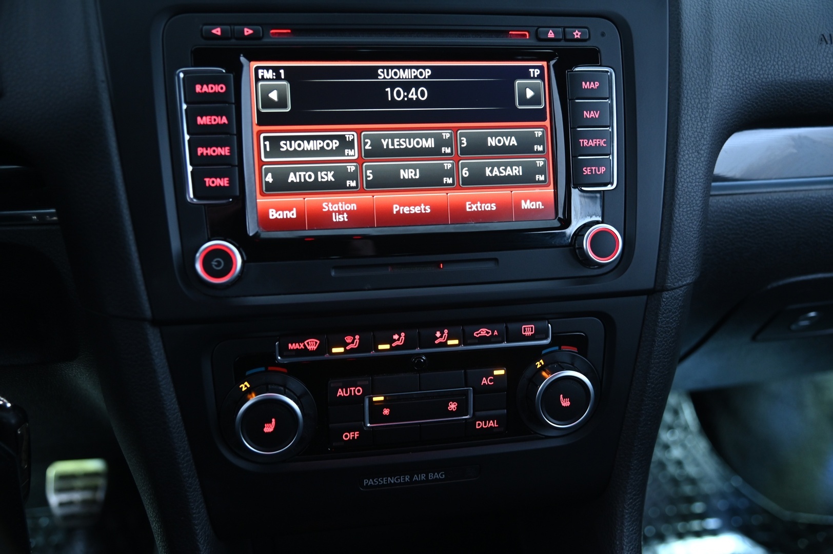 VOLKSWAGEN Golf 2010