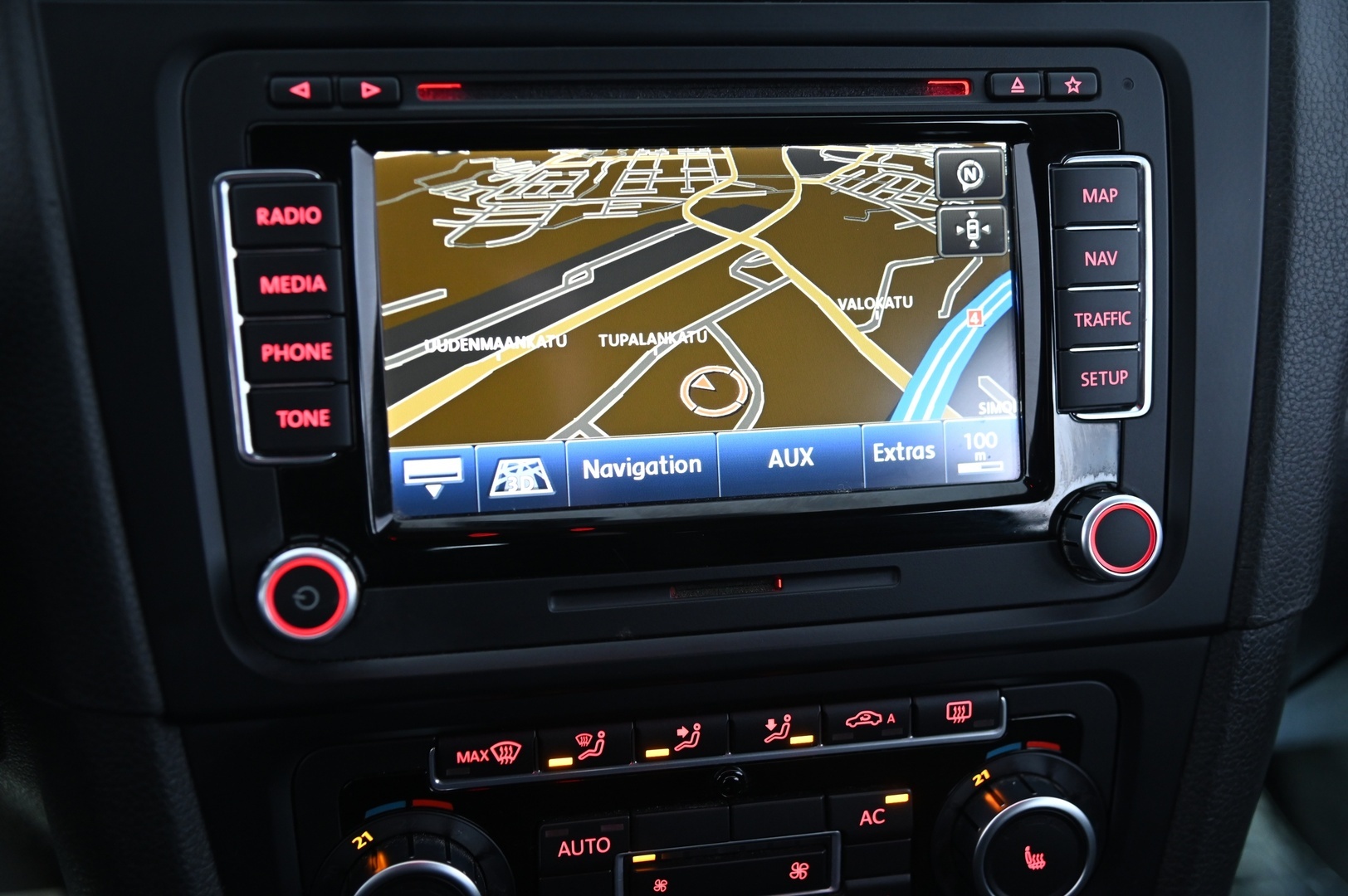 VOLKSWAGEN Golf 2010