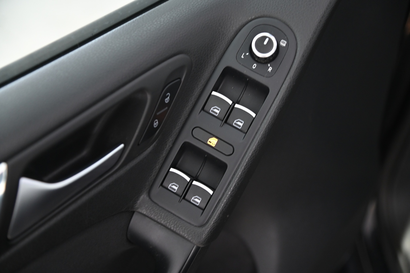 VOLKSWAGEN Golf 2010