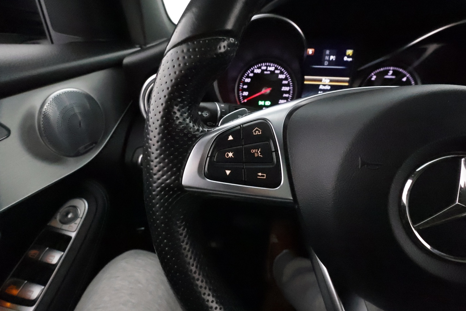 MERCEDES-BENZ GLC 2017