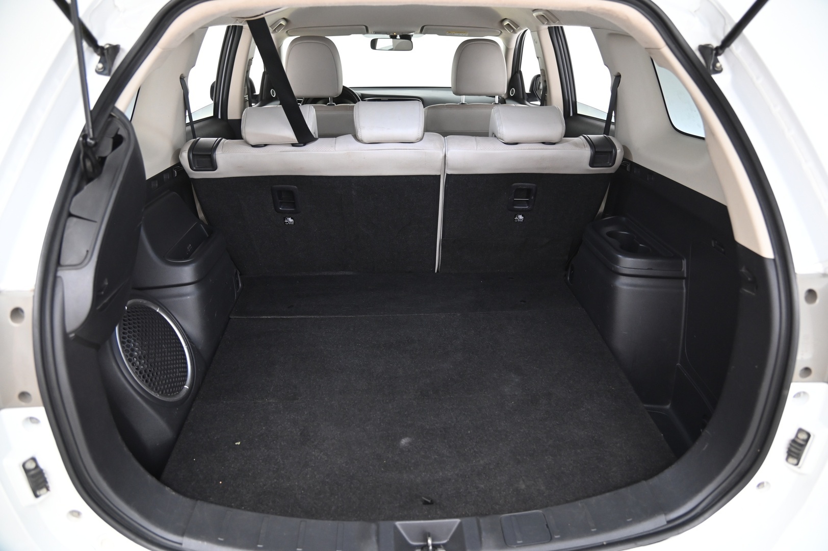 MITSUBISHI Outlander PHEV 2014