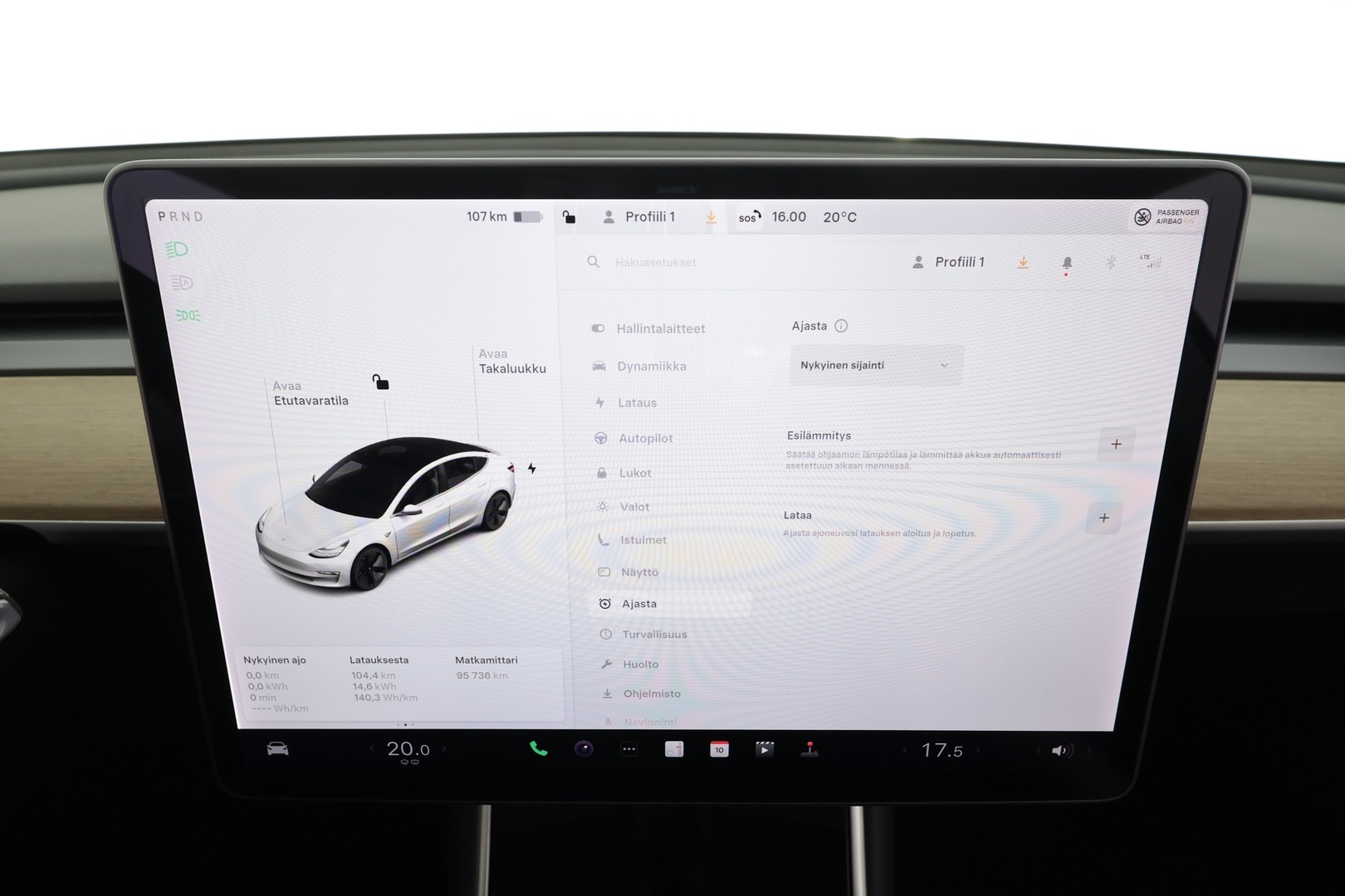 TESLA Model 3 2020
