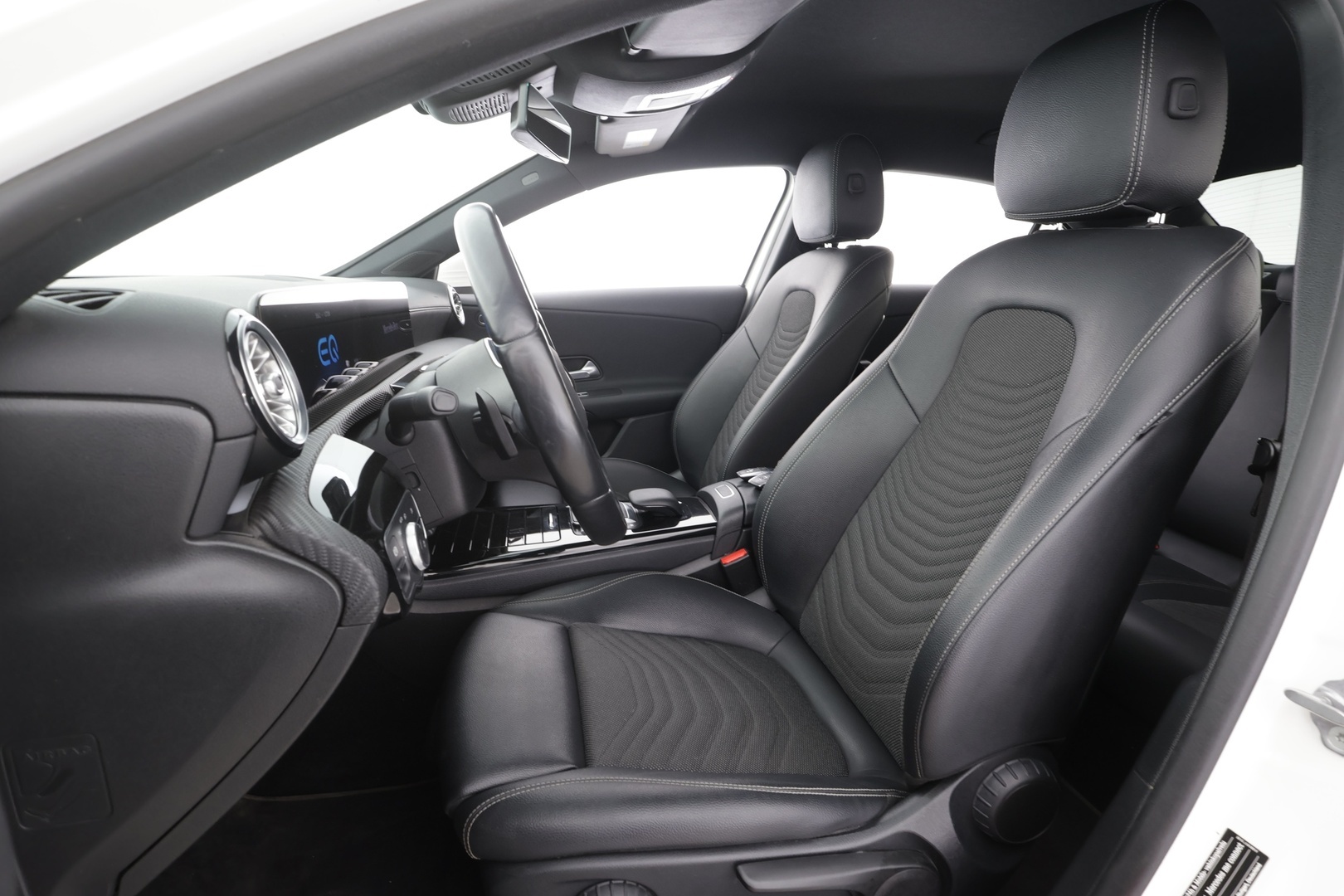MERCEDES-BENZ A 2021