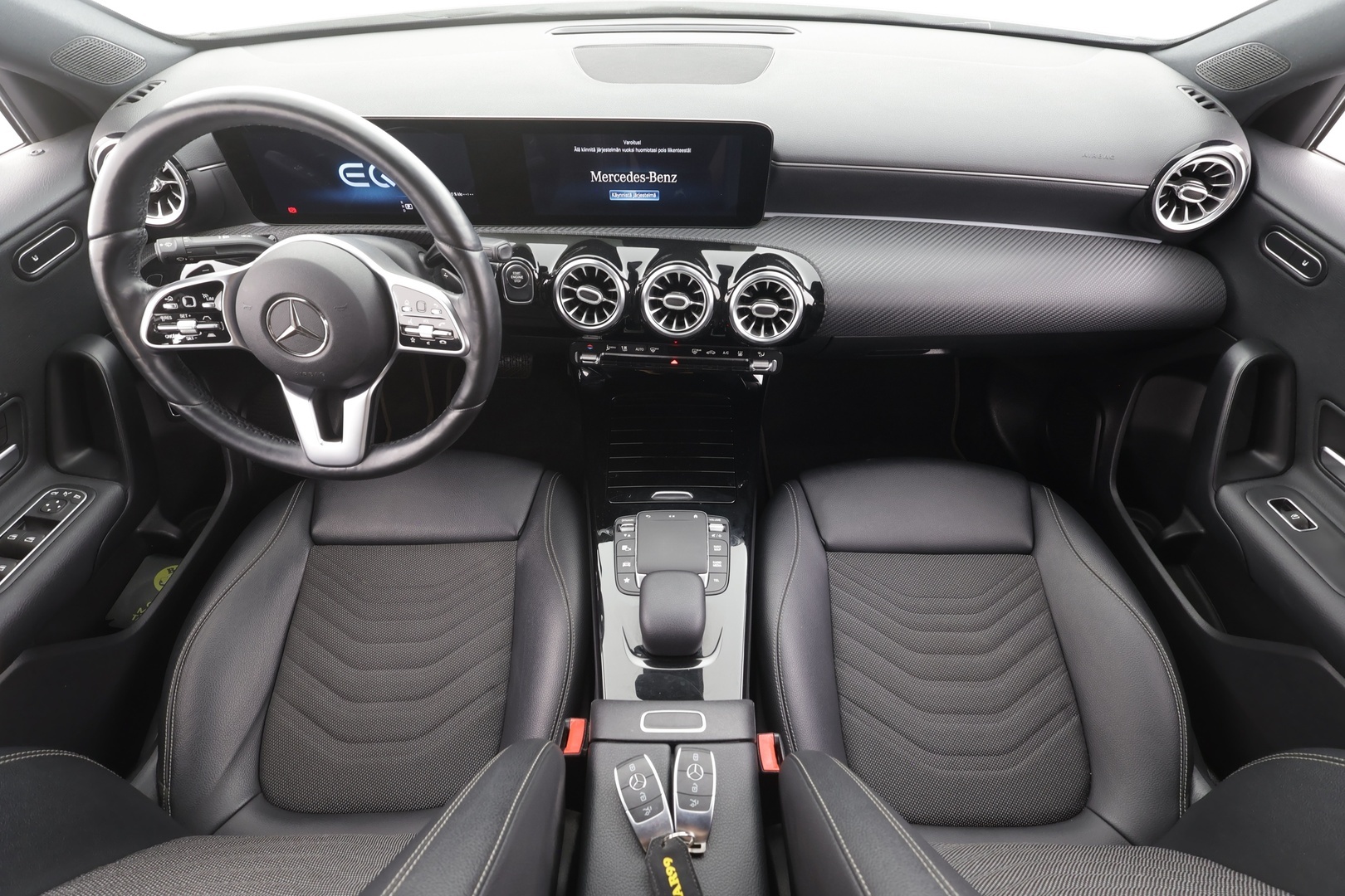 MERCEDES-BENZ A 2021