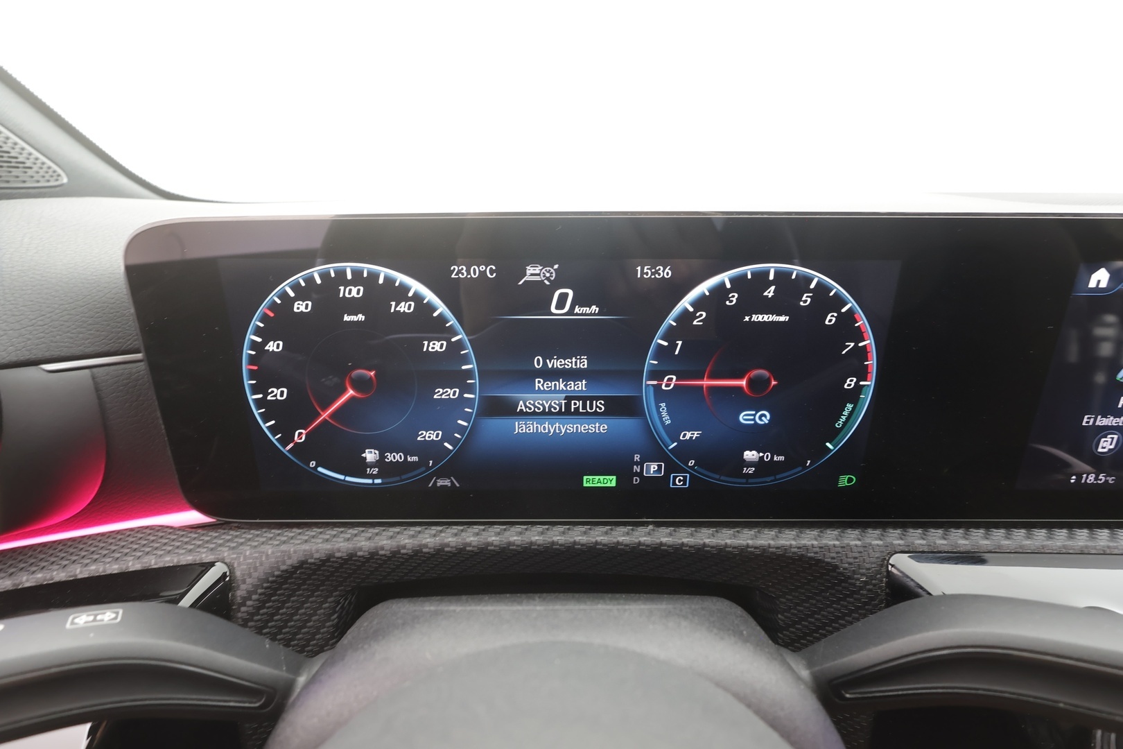 MERCEDES-BENZ A 2021