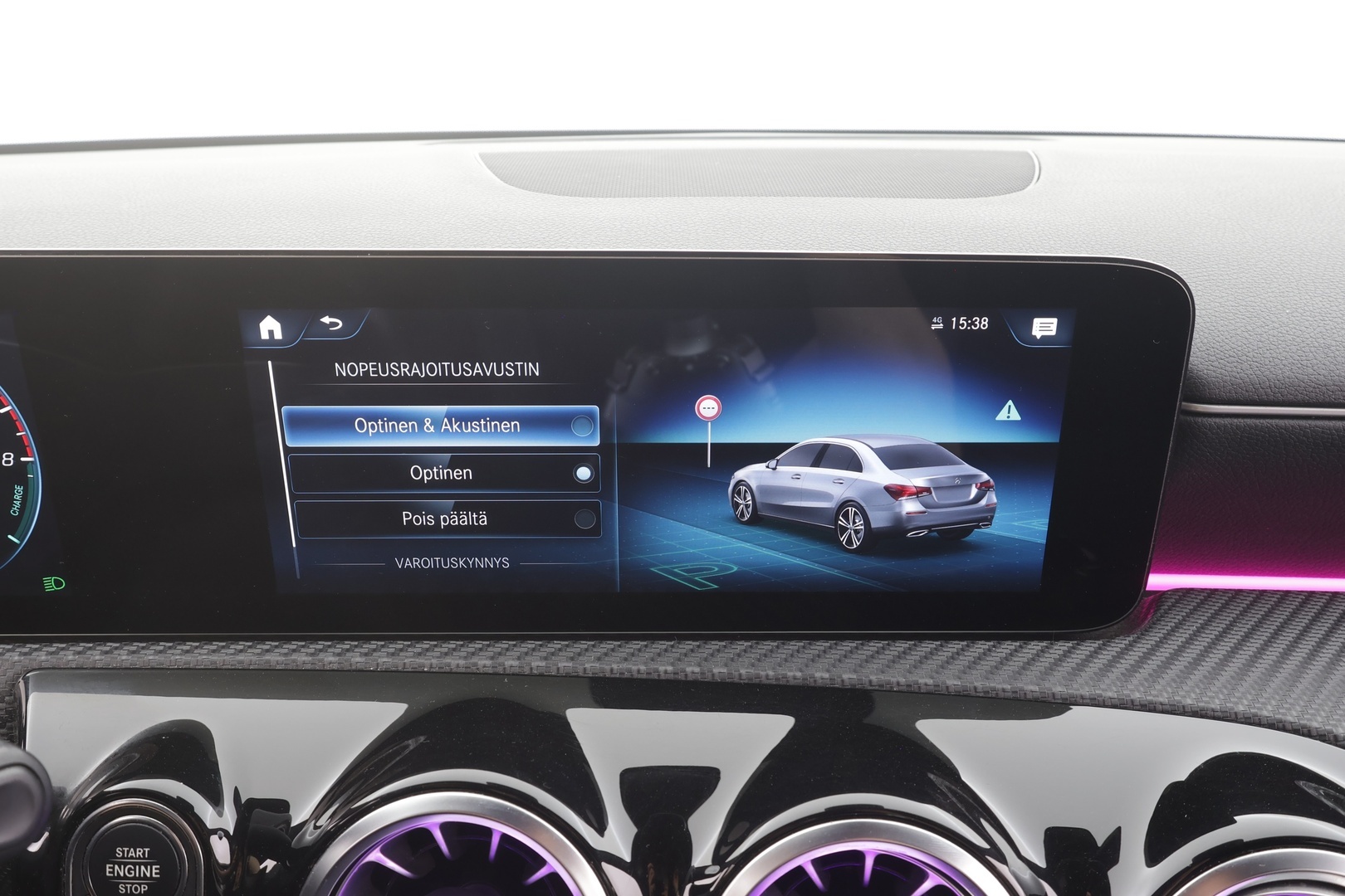 MERCEDES-BENZ A 2021