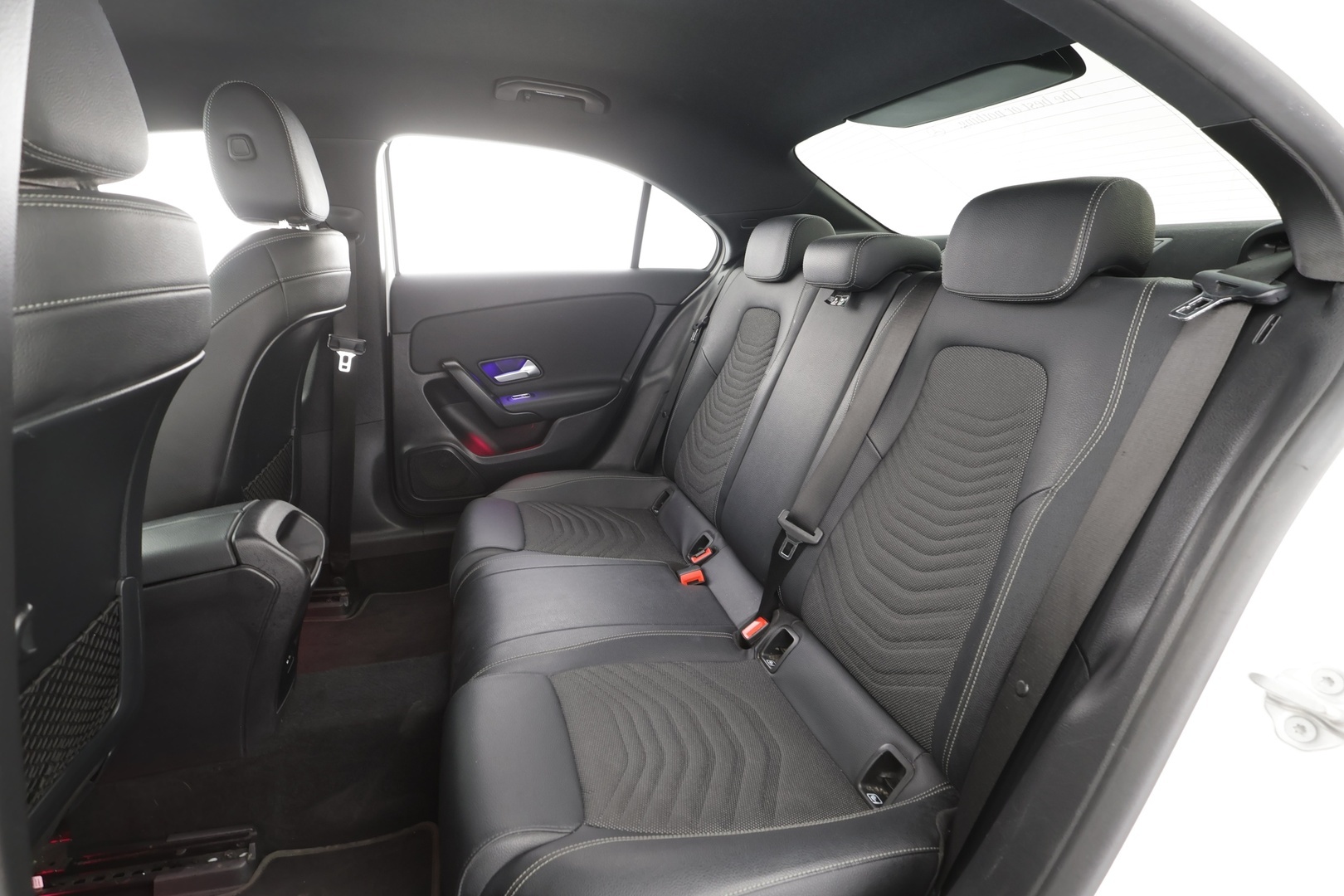 MERCEDES-BENZ A 2021