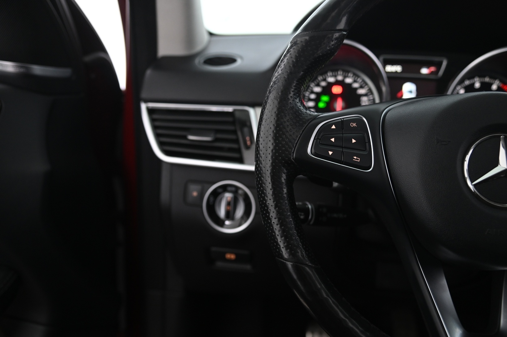 MERCEDES-BENZ GLE 2016