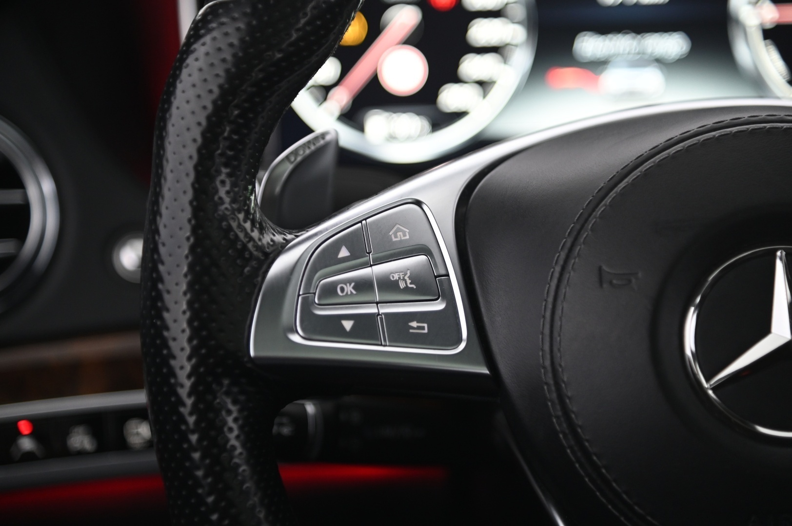 MERCEDES-BENZ S 2017