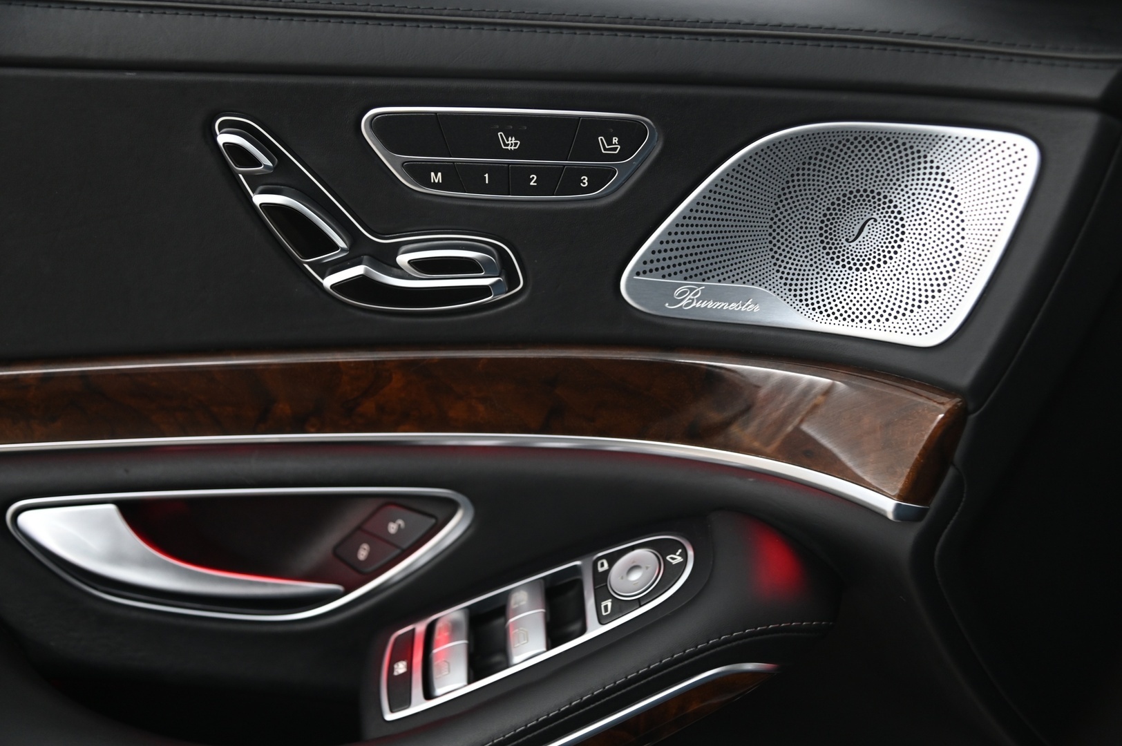 MERCEDES-BENZ S 2017