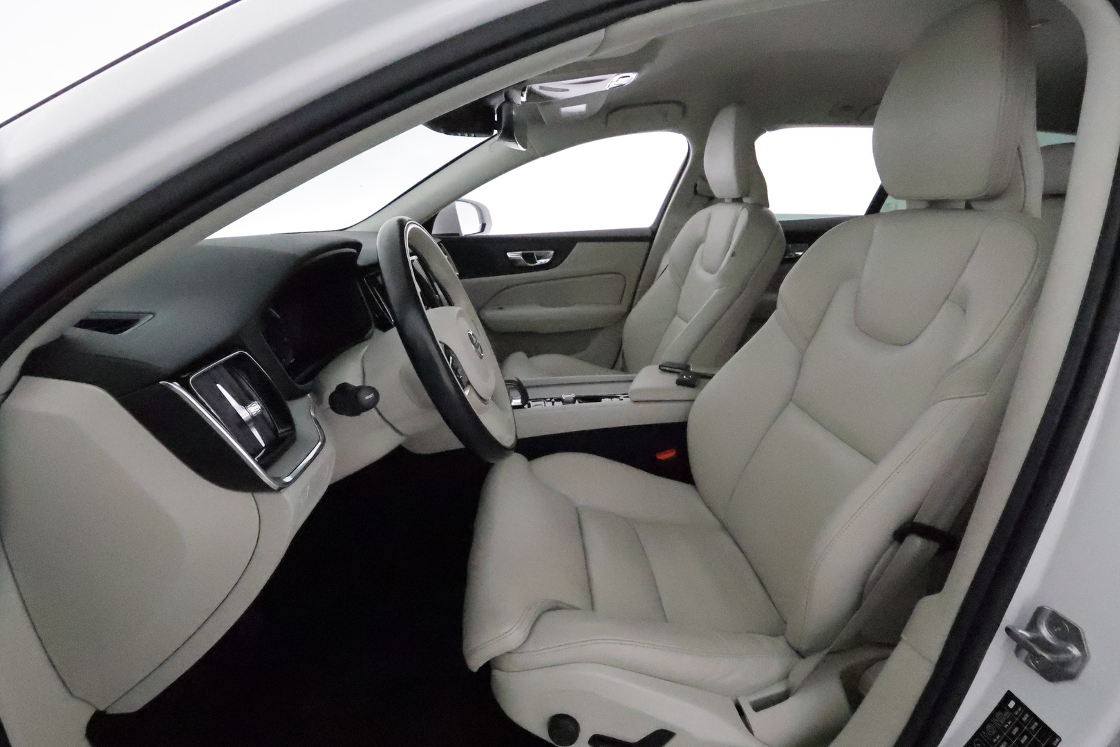 VOLVO V60 Cross Country 2022