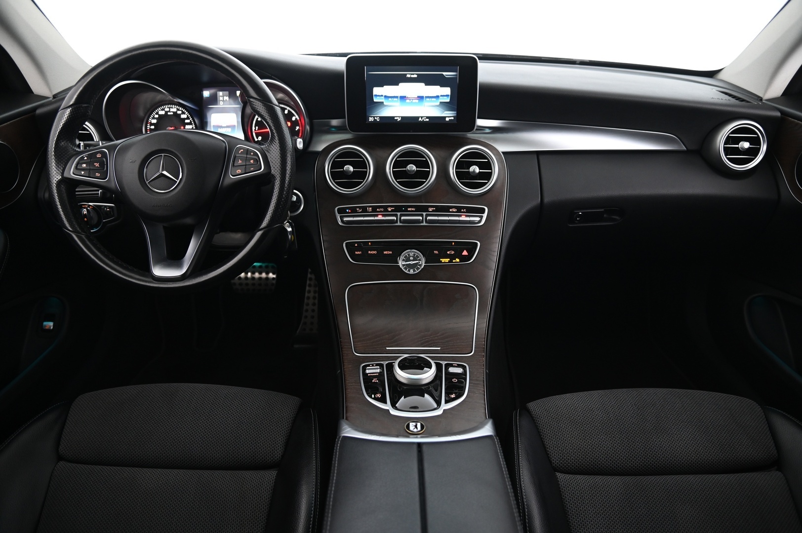 MERCEDES-BENZ C 2016