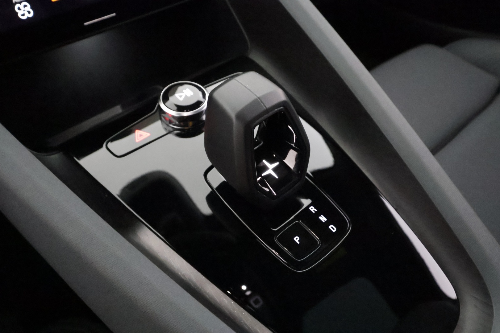 POLESTAR 2 2022