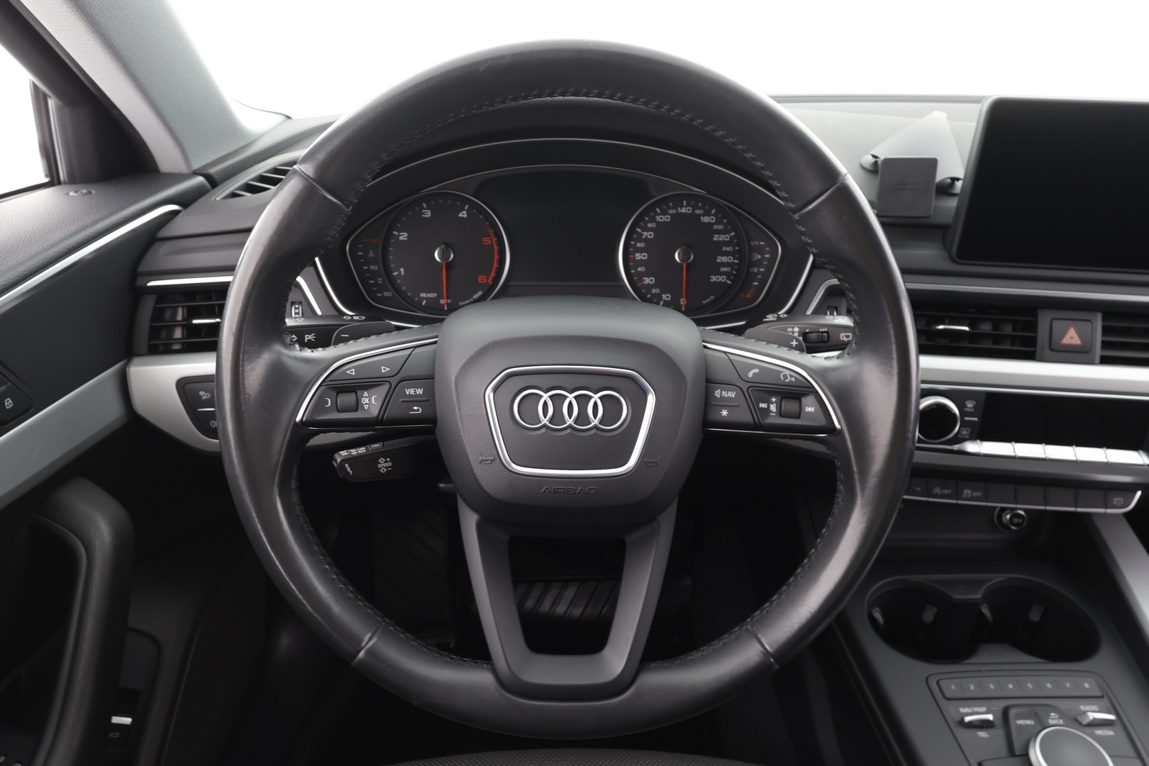 AUDI A4 2018