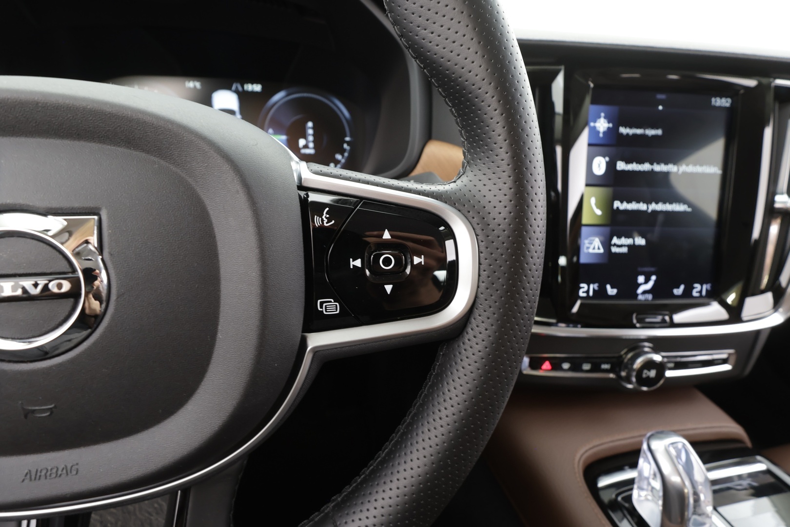 VOLVO S90 2019