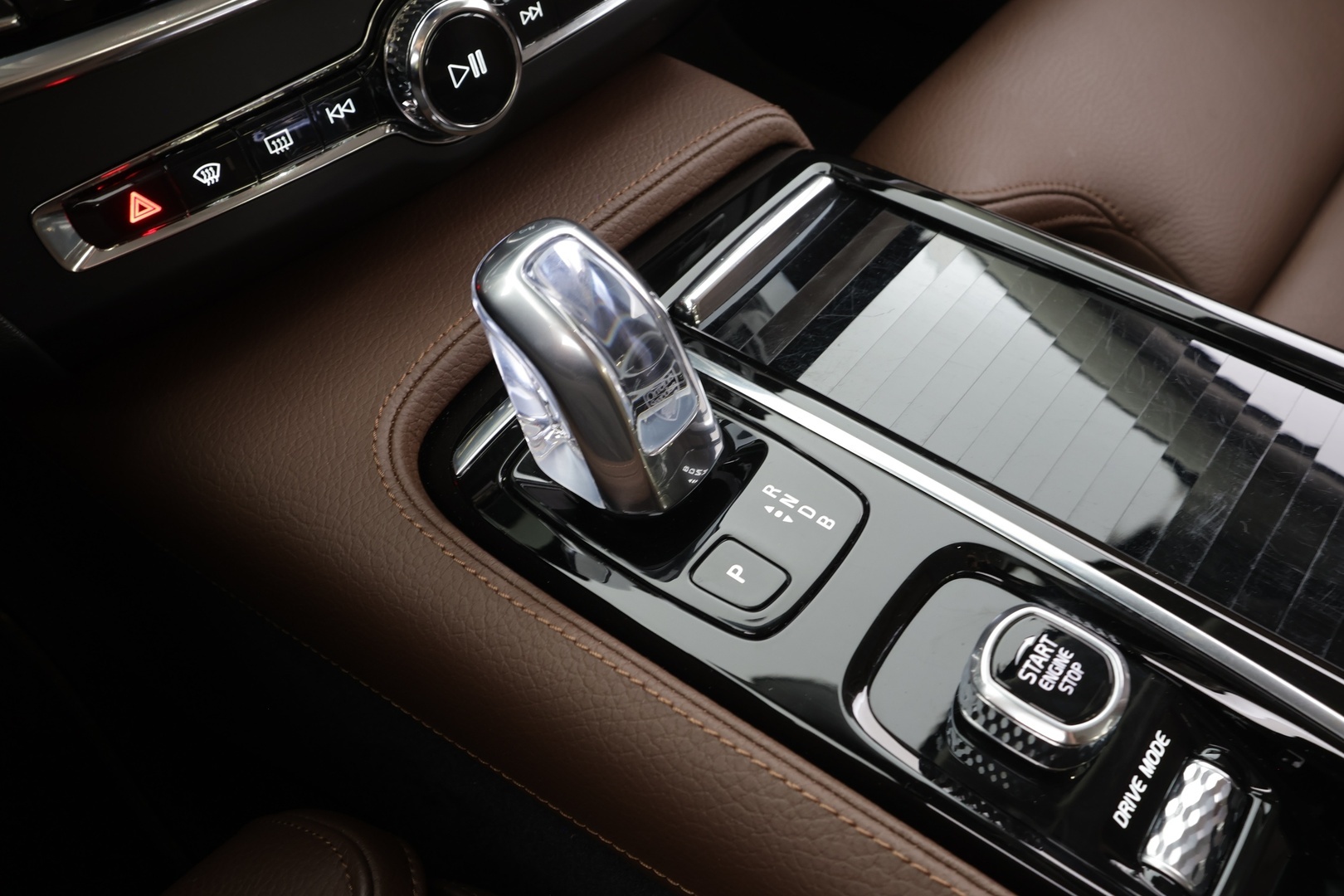 VOLVO S90 2019