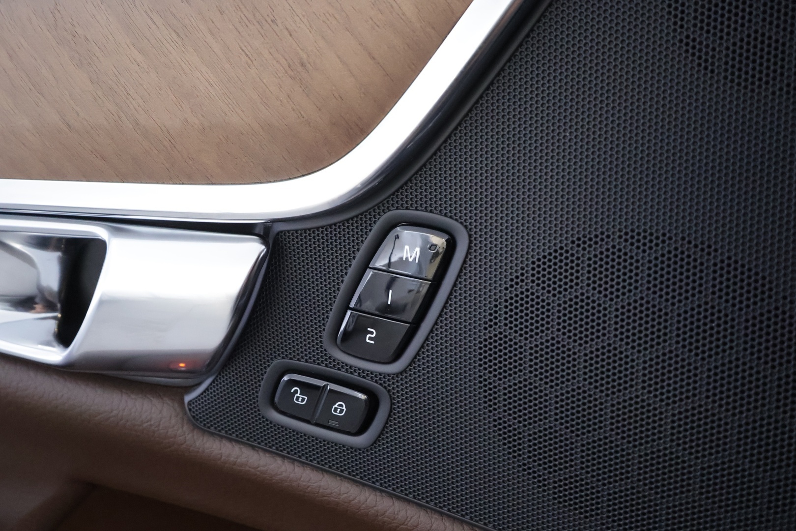 VOLVO S90 2019