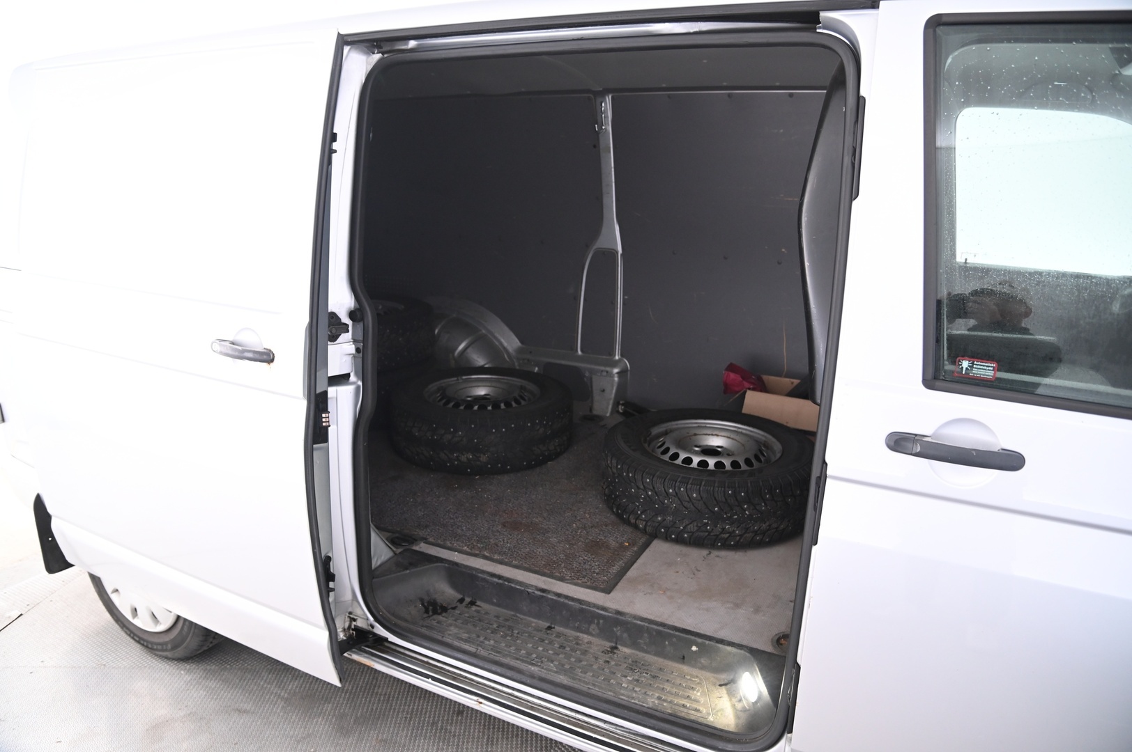 VOLKSWAGEN Transporter 2009