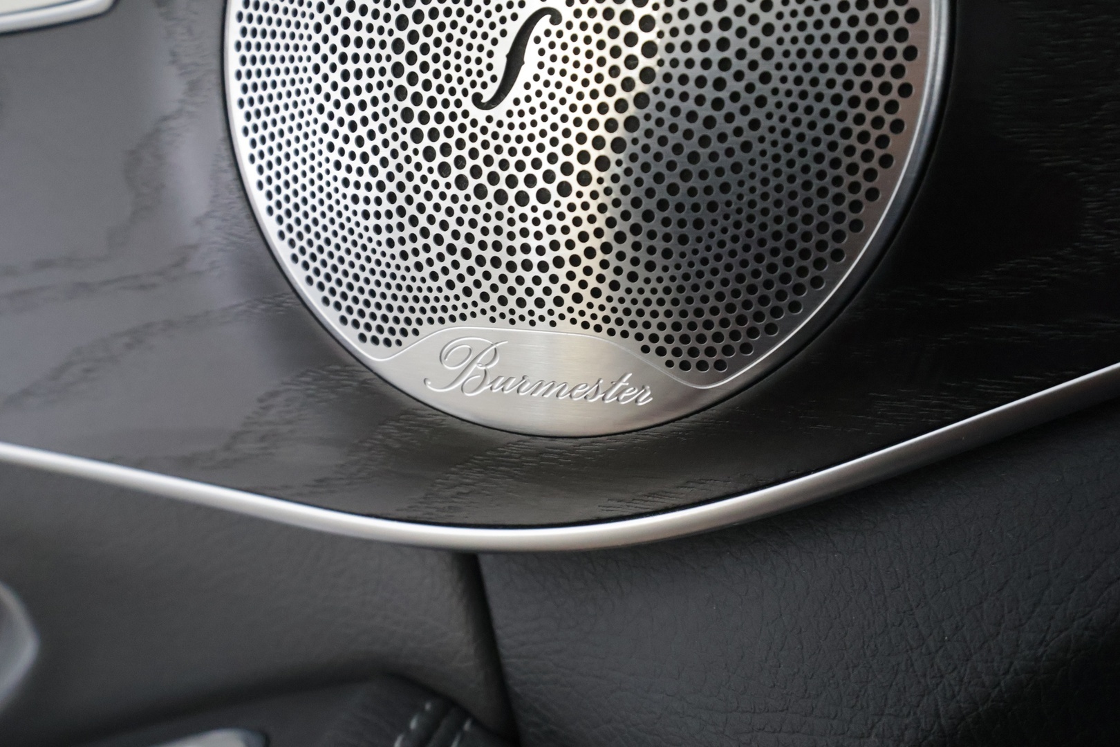 MERCEDES-BENZ C 2019