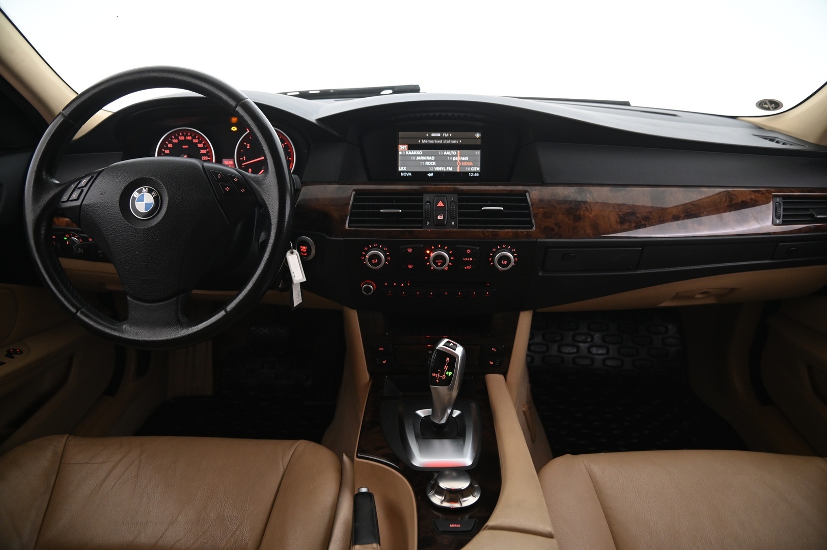 BMW 523 2008