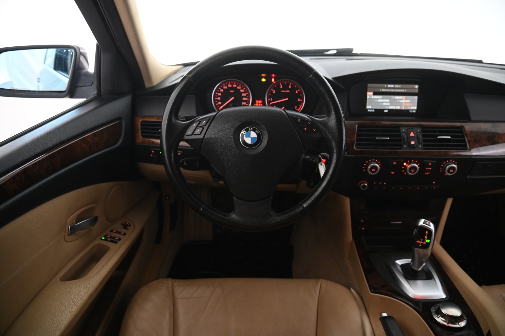 BMW 523 2008