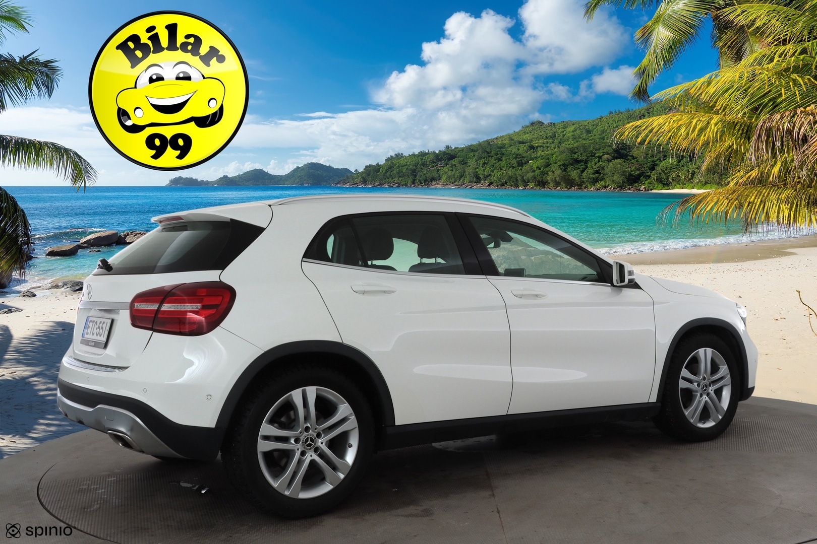 MERCEDES-BENZ GLA 2018